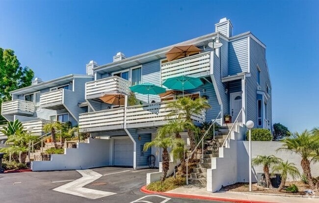 Exterior view (right side end unit) - 24561 Harbor View Dr