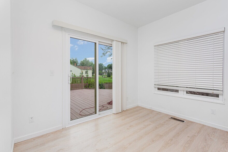 Building Photo - 662 Cherry Hill Dr