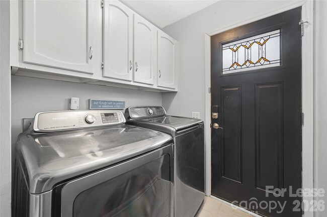 Building Photo - 11501 Winding Way Rd