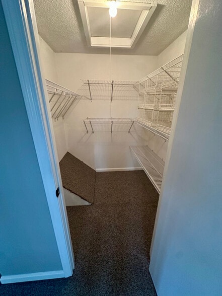 Building Photo - 138 Chase Rd