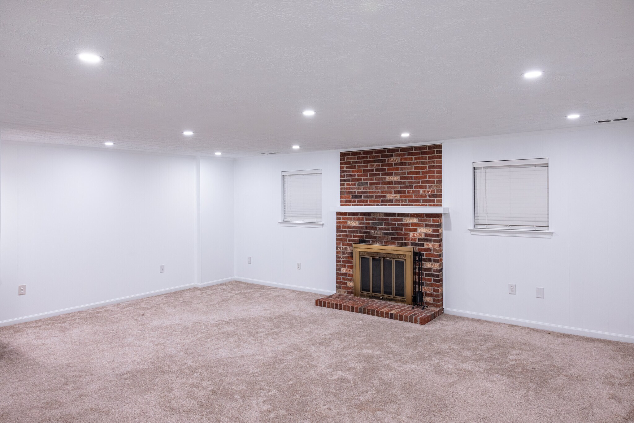 Building Photo - 3979 Burning Bush Ct