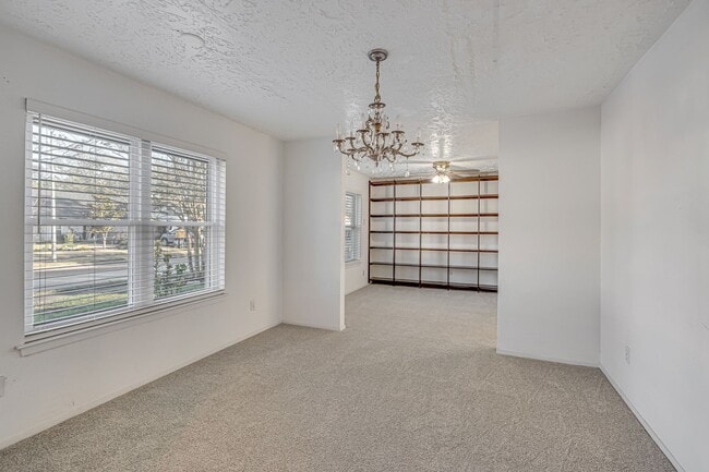 Building Photo - 20331 Pinefield Ln