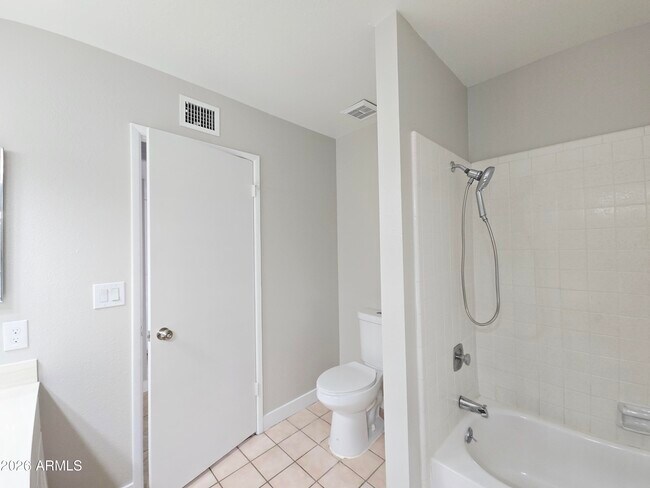 Building Photo - 5132 W Las Palmaritas Dr