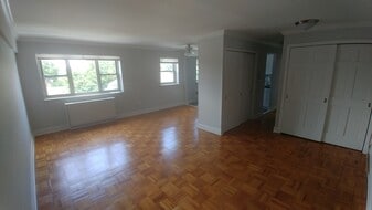 Building Photo - 244 Halstead Ave