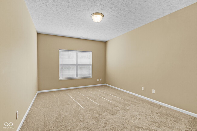 Building Photo - 1241 Elm Grove Ln