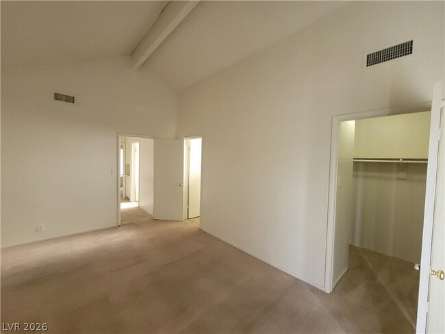 Building Photo - 4760 Woodridge Rd