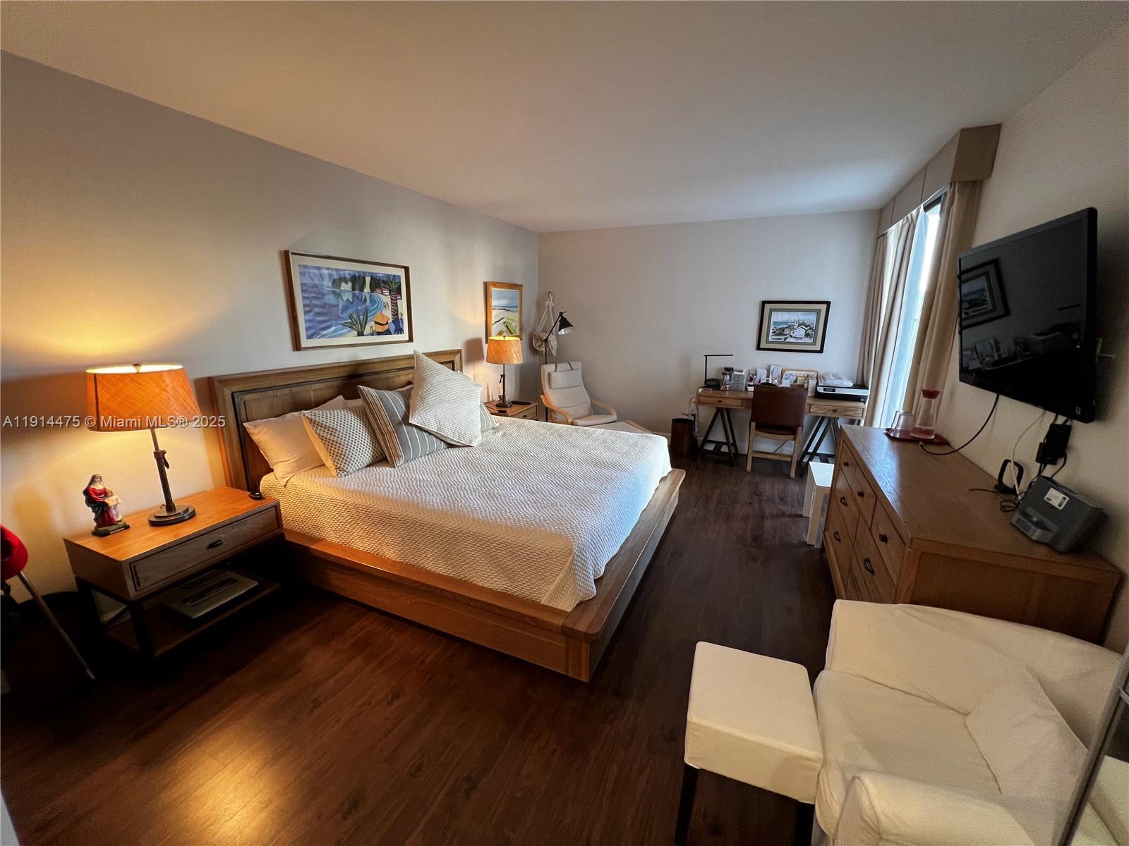 Building Photo - 19707 Turnberry Way