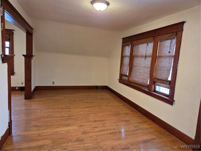 Building Photo - 212 Newburgh Ave