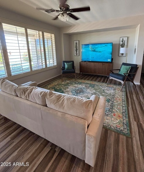 Building Photo - 41520 N River Bend Ct