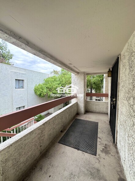 Building Photo - 3119 W Cochise Dr