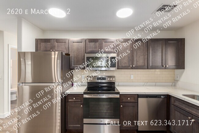 Building Photo - 2620 e Marconi-2