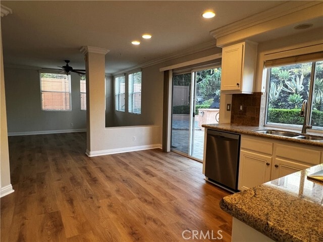 Building Photo - 19 Bronco St