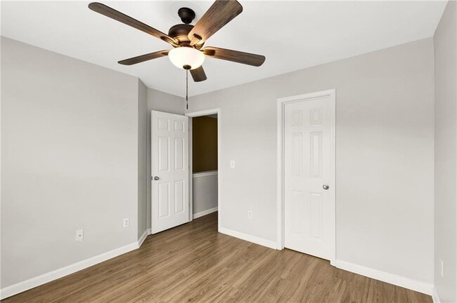 Building Photo - 3160 Mill Springs Cir NE