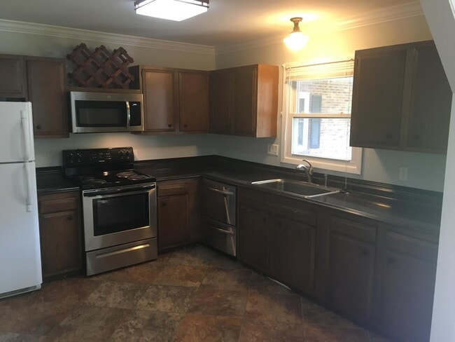 Building Photo - 102 Boyd Dr