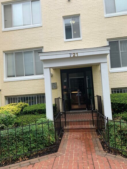Building Photo - 721 Brandywine Street Southeast