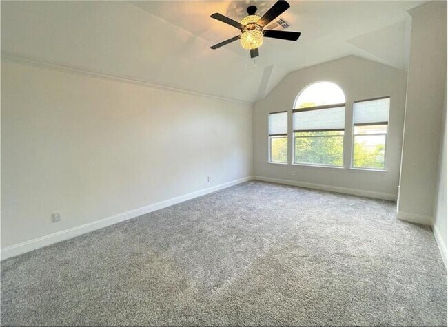 Building Photo - 16407 Stone Prairie Dr