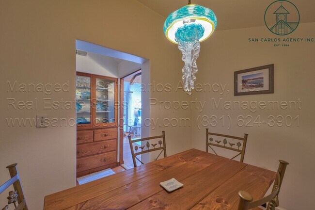 Building Photo - Adorable Furnished Three Bedroom Hatton Fields Home - Flexible Lease Term