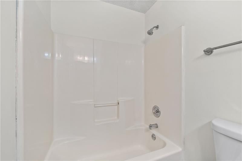 Building Photo - 5068 Furlong Way