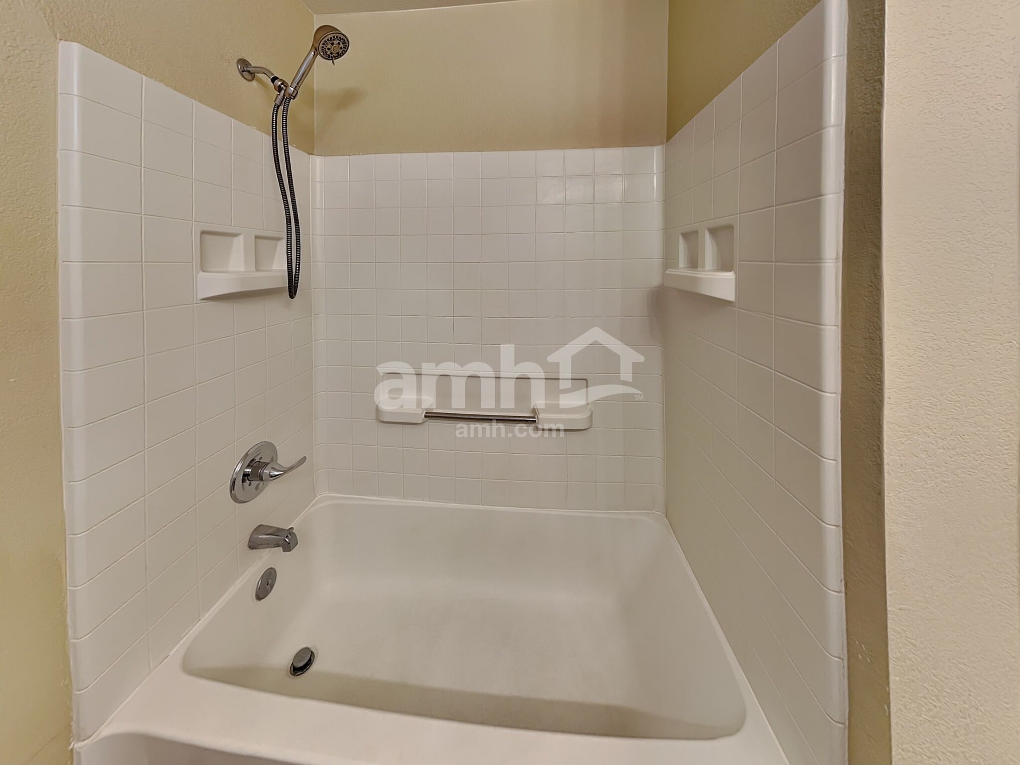 Building Photo - 6913 S Goshawk Dr
