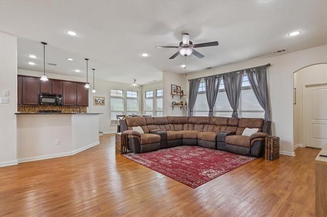Building Photo - 10856 Burnham Dr