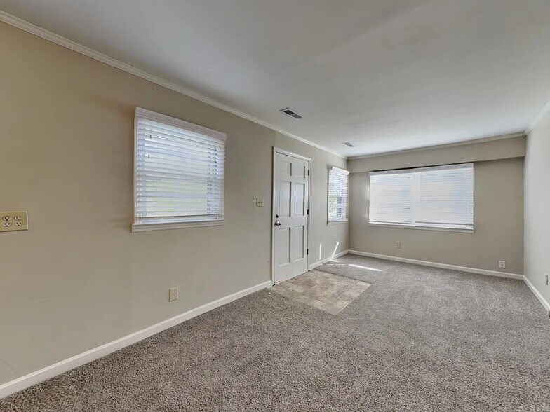 Building Photo - 4807 Vickrey Chapel Rd N