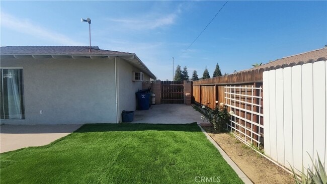 Building Photo - 6016 Ashwood St