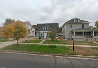 Building Photo - 1717 11th Ave