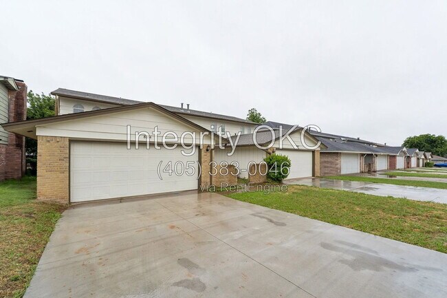Building Photo - 8514 Candlewood Dr