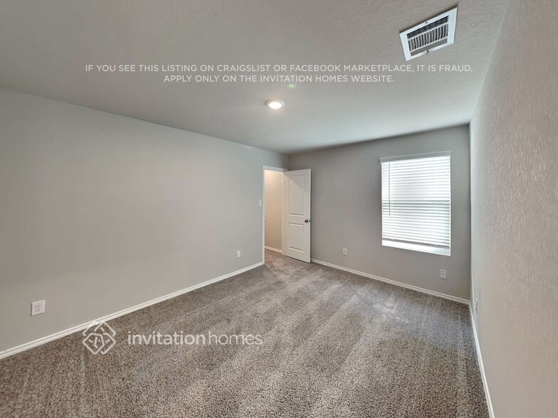 Building Photo - 7238 Lincoln Trce