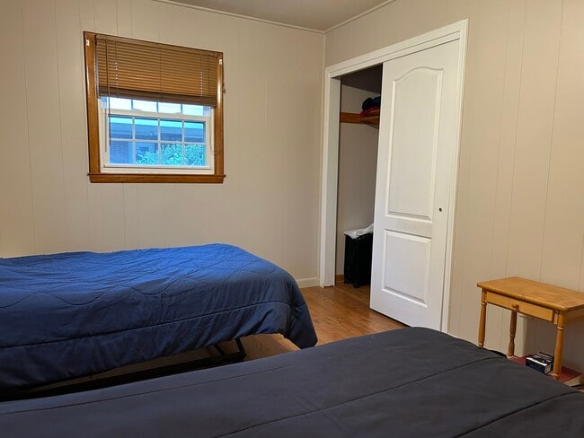 Building Photo - 708 Flintlock Dr