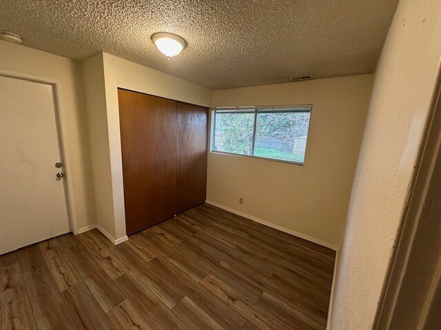 Building Photo - 107 N St SE