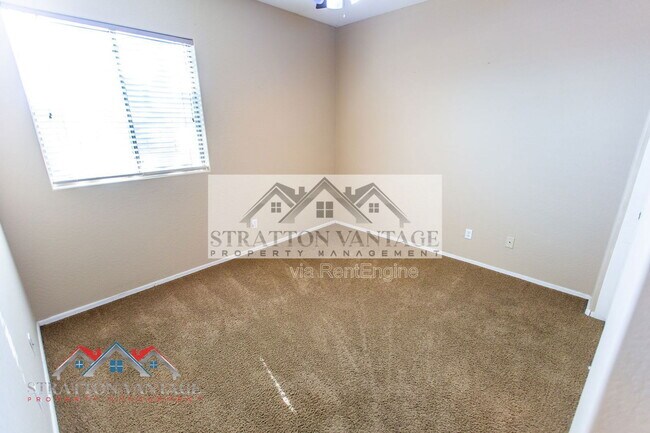 Building Photo - 3522 S 81st Dr