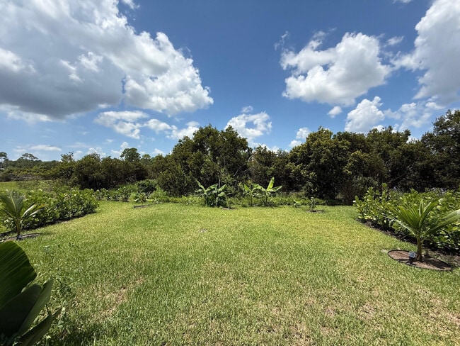 Building Photo - 187 SE Via Sangro