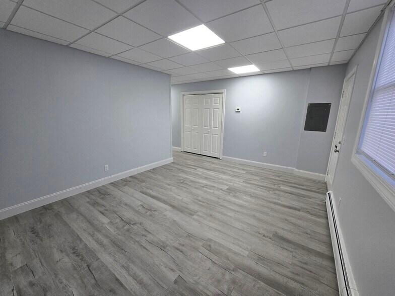 Building Photo - 5 Belknap St