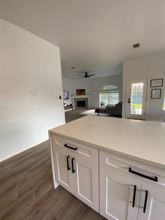 Building Photo - 2623 Goldfinch Dr