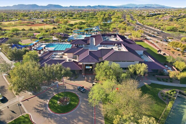 Building Photo - 1711 W Twain Ct