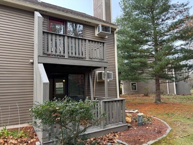 Rear - 33 Drake Rd