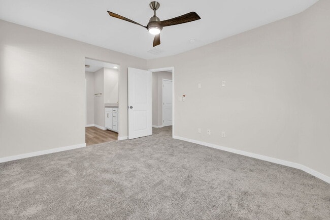 Building Photo - BRAND NEW - NEVER LIVED IN 3 BR/2.5 BA Townhouse across the street from Henderson Hospital and Me...