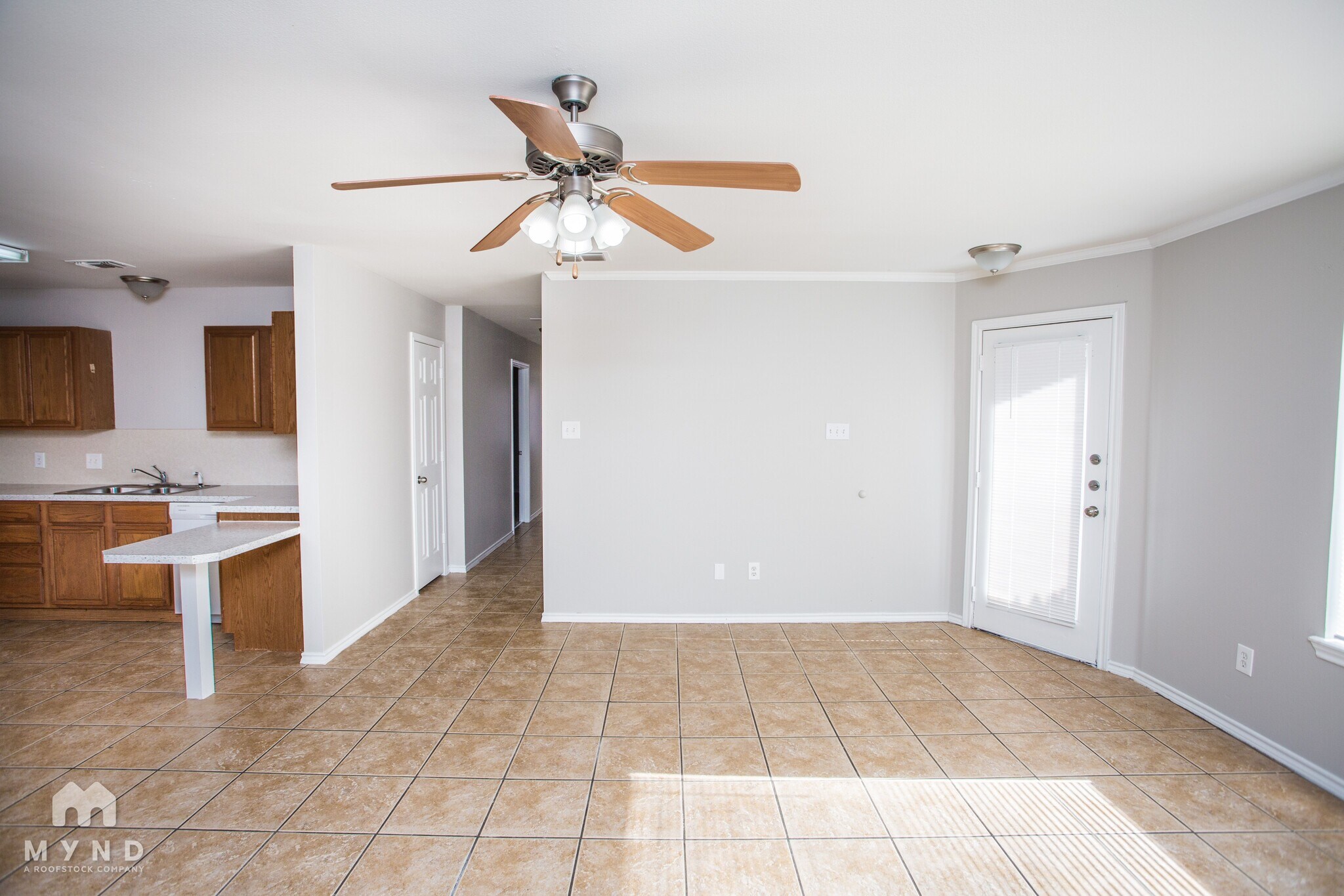 Building Photo - 514 N Brentwood Ave