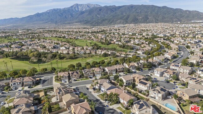 Building Photo - 16850 Merion Ln