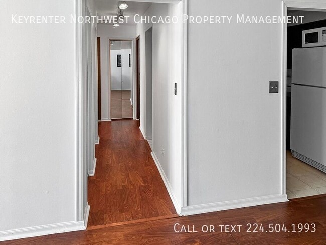 Building Photo - 950 E Wilmette Rd