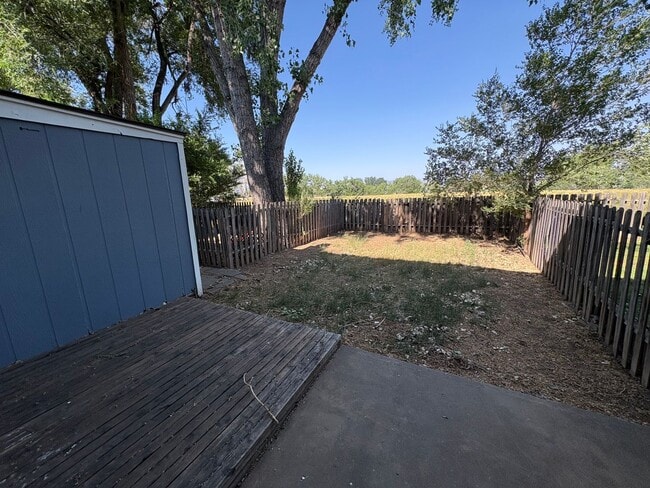 Building Photo - 407 Loma Linda Dr