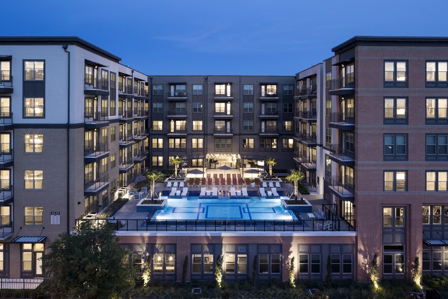 Essence on Maple 2626 Throckmorton St Dallas TX 75219 Apartment Finder