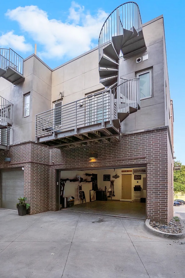 Building Photo - 4528 Mill Creek Pkwy