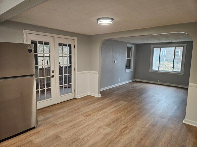 Dining and Living Rooms - 310 Green St