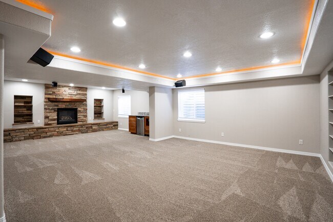 Building Photo - 5704 Huerfano Dr