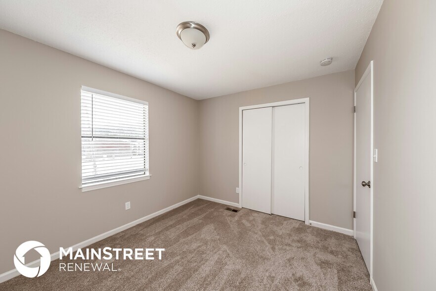 Building Photo - 6101 Meadow Crest Cir