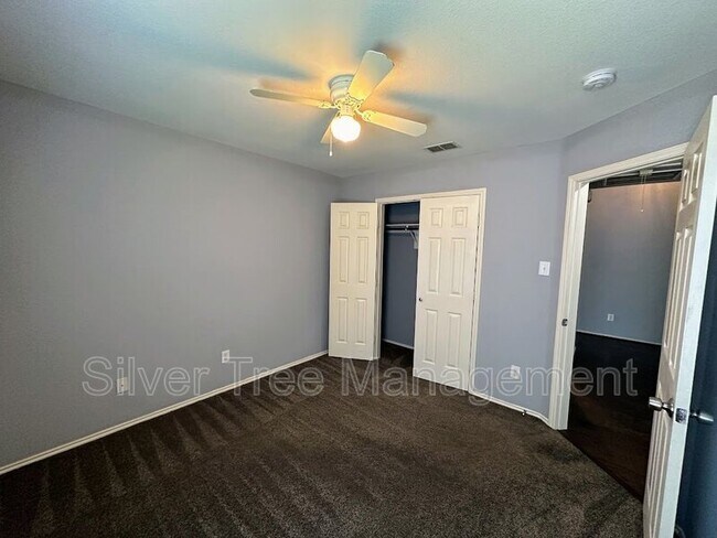 Building Photo - 10316 Lake Terrace