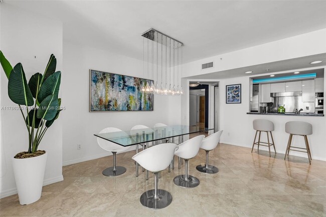 Building Photo - 1500 Ocean Dr