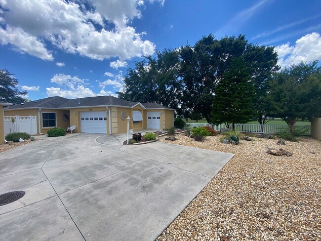 Building Photo - Beautiful Over Sized TURNKEY SEASONAL 2 bed 2 bath Rental on Golf Course in Polo Ridge